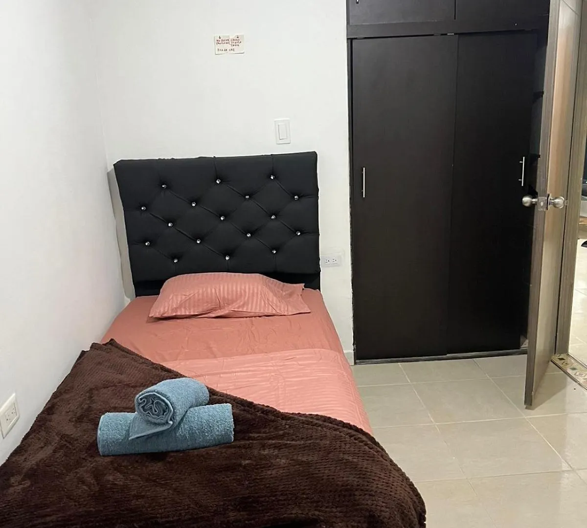 Apartamento Ideal Cerca De La Comuna 13 - Descubre El Graffiti De Medellín Colombia